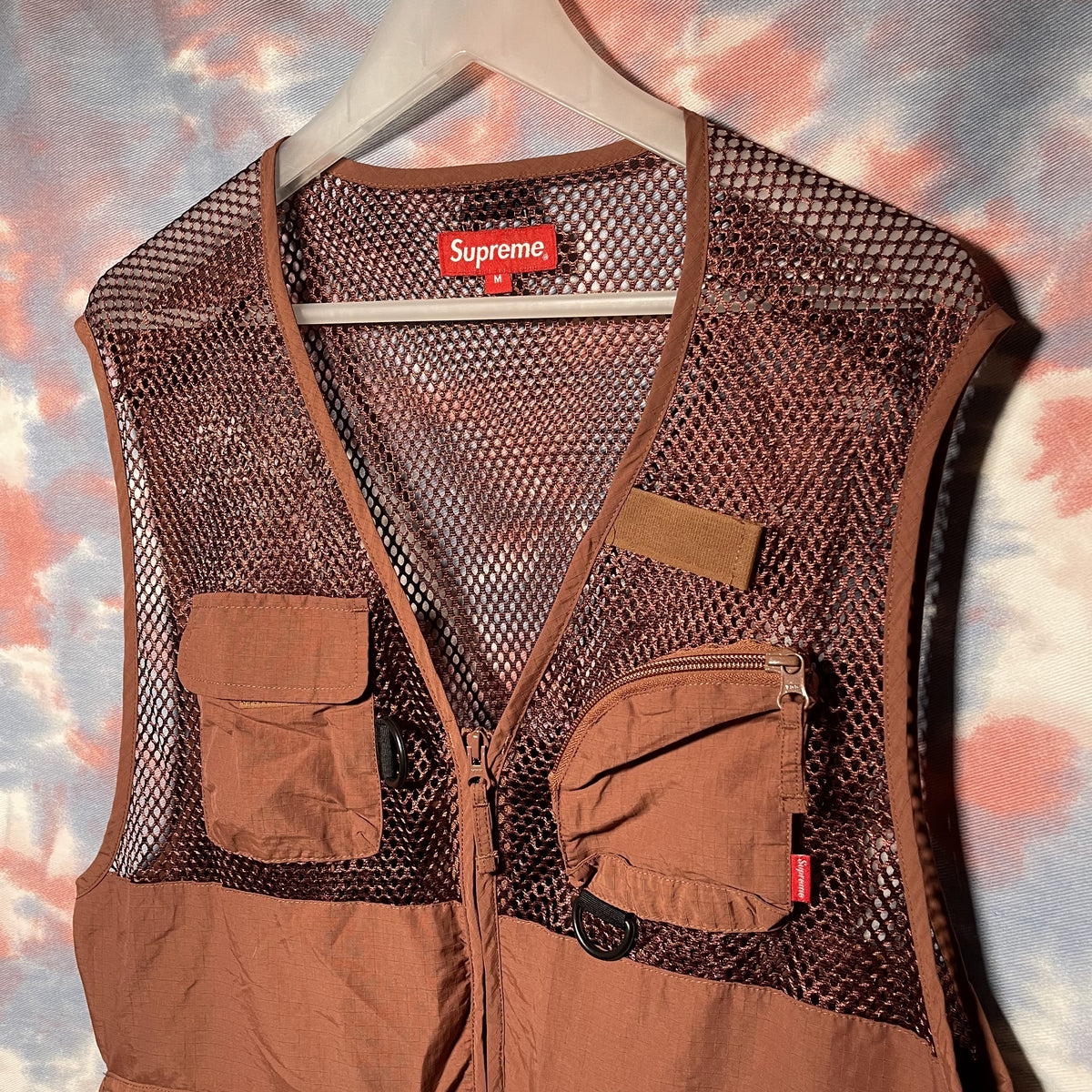 Supreme mesh cargo vest dark rose size M ss18 棗紅色網面多袋背心