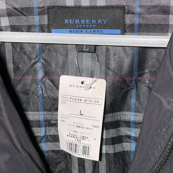 全新 burberry blue label nylon full zip coat black size L 黑色尼龍拉鏈長䄛