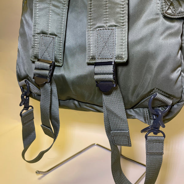 Porter Tanker 3-way Bag / Briefcase- Green *missing strap 綠色tanker尼龍三用袋/公事包(手提/背囊) *缺少揹帶