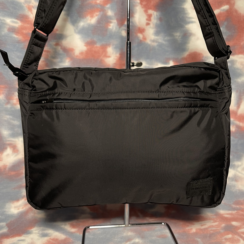 Head Porter Black Beauty Shoulder Bag L - Black 全黑色尼龍大斜揹袋