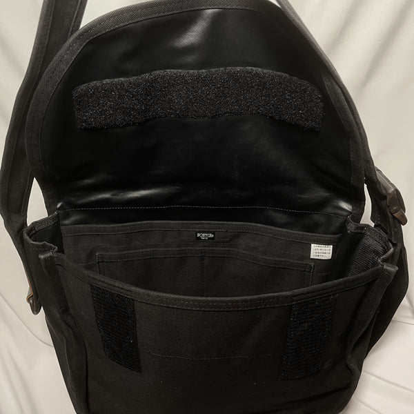 Porter Messenger Bag - Black 黑色Porter斜揹袋